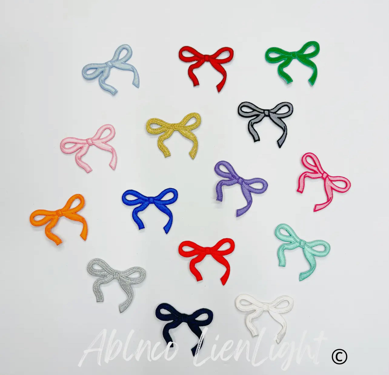 Dainty Bow
