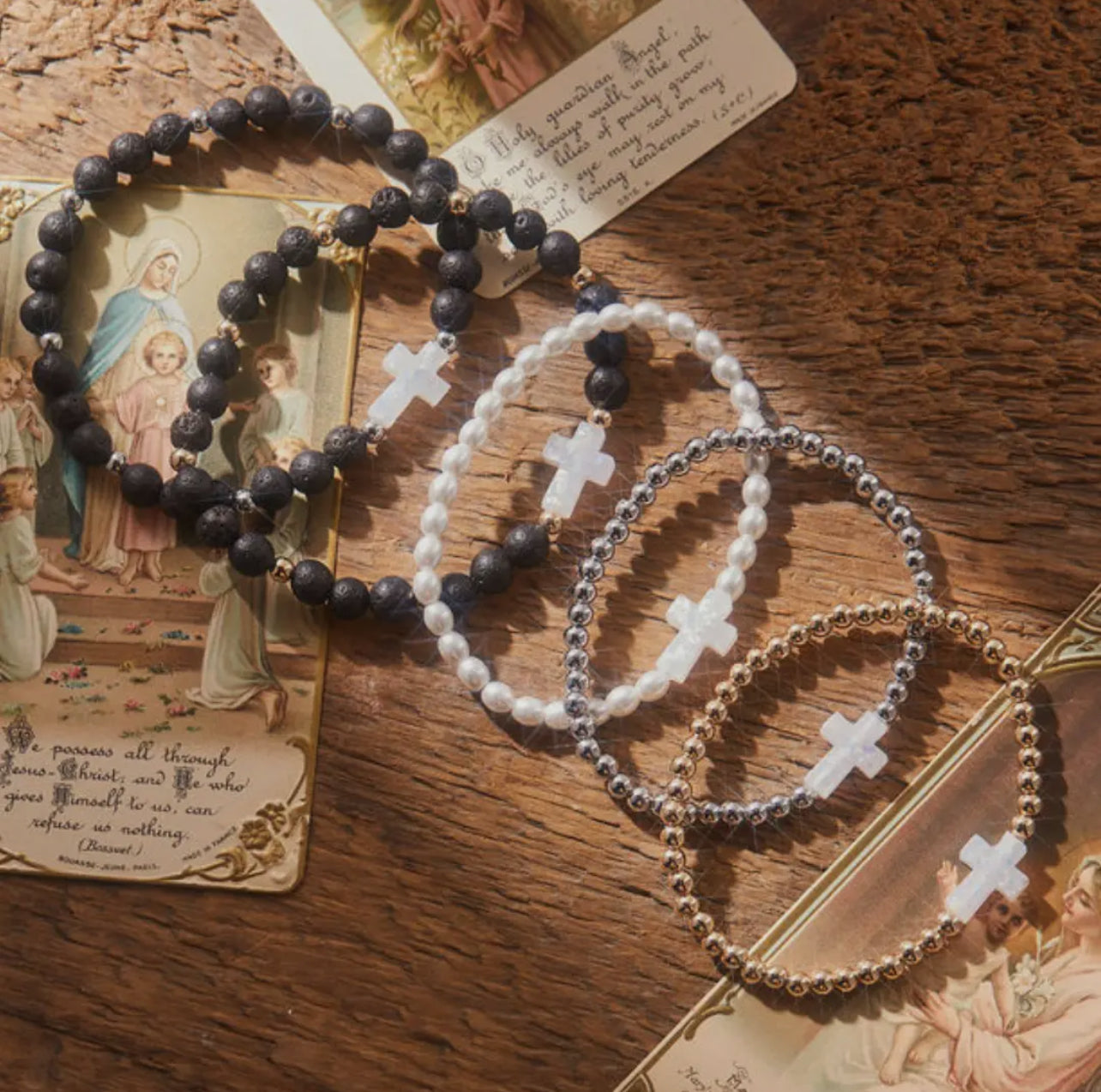 Holy Water Stretch Bracelet in Gold