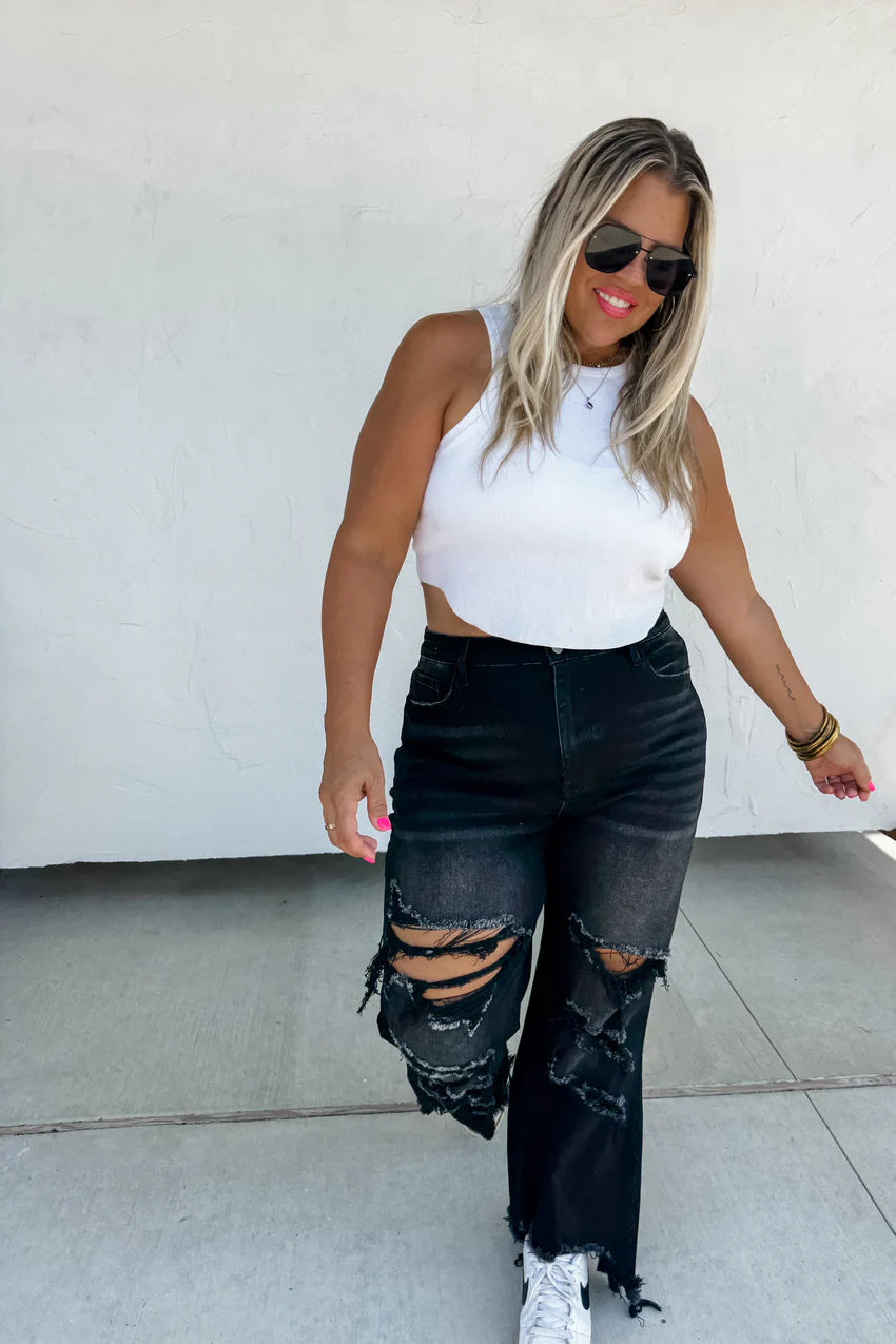 Black Urban Distresses Crop Jean
