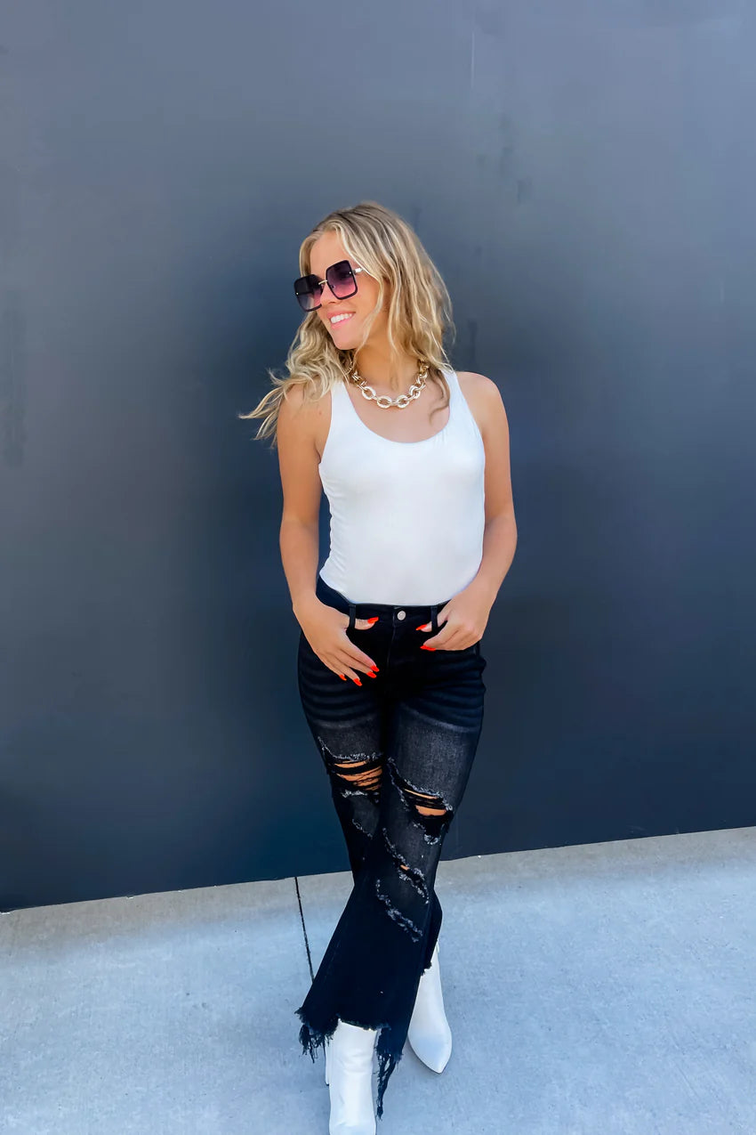 Black Urban Distresses Crop Jean