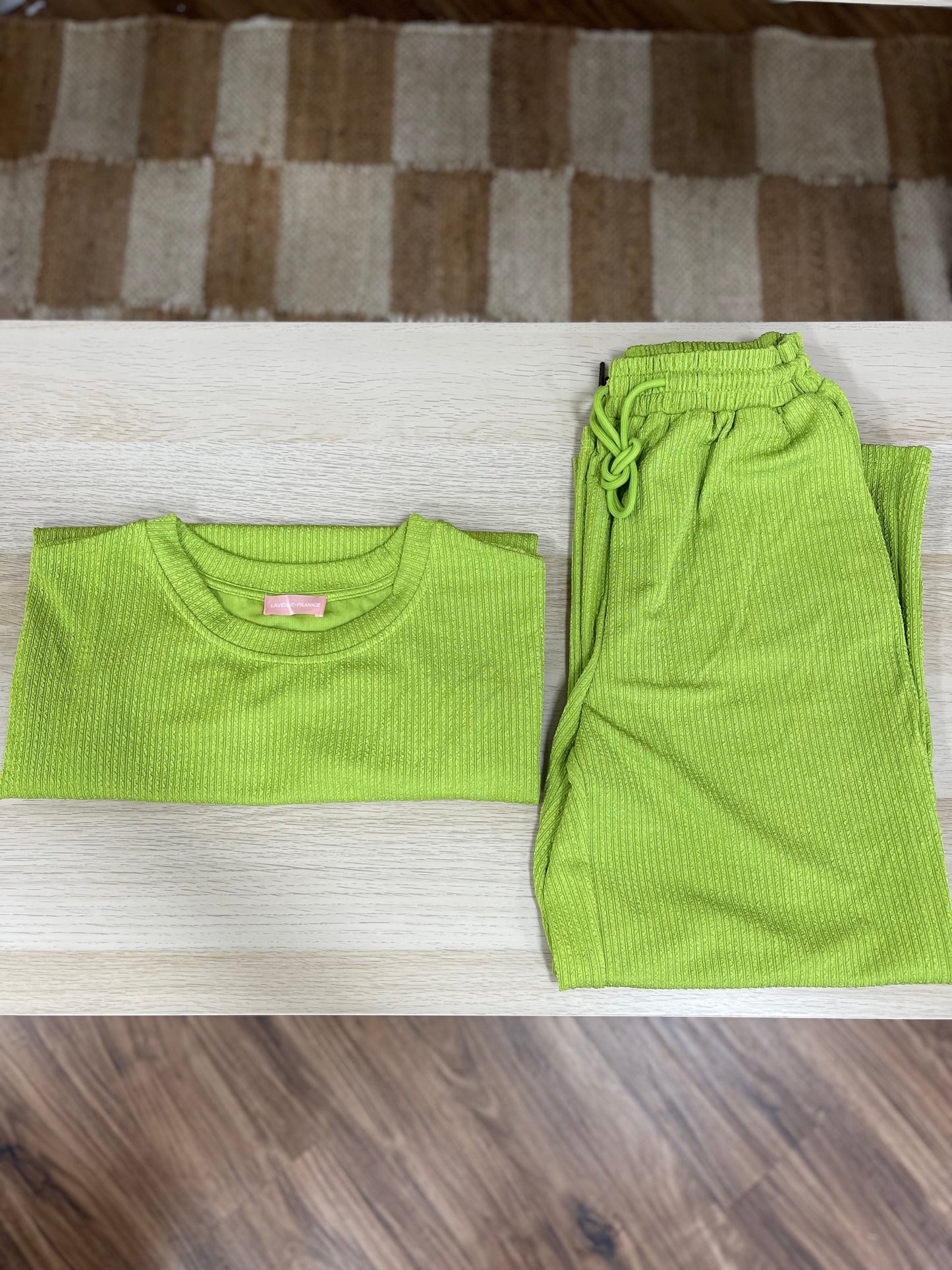 Lime Textured Set