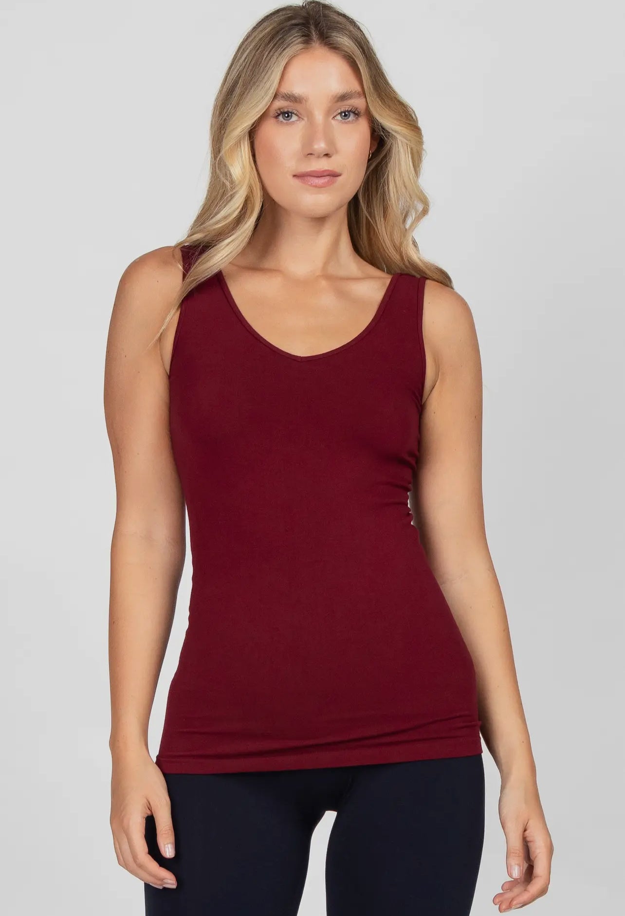 Reversible Seamless Tank in Burgundy