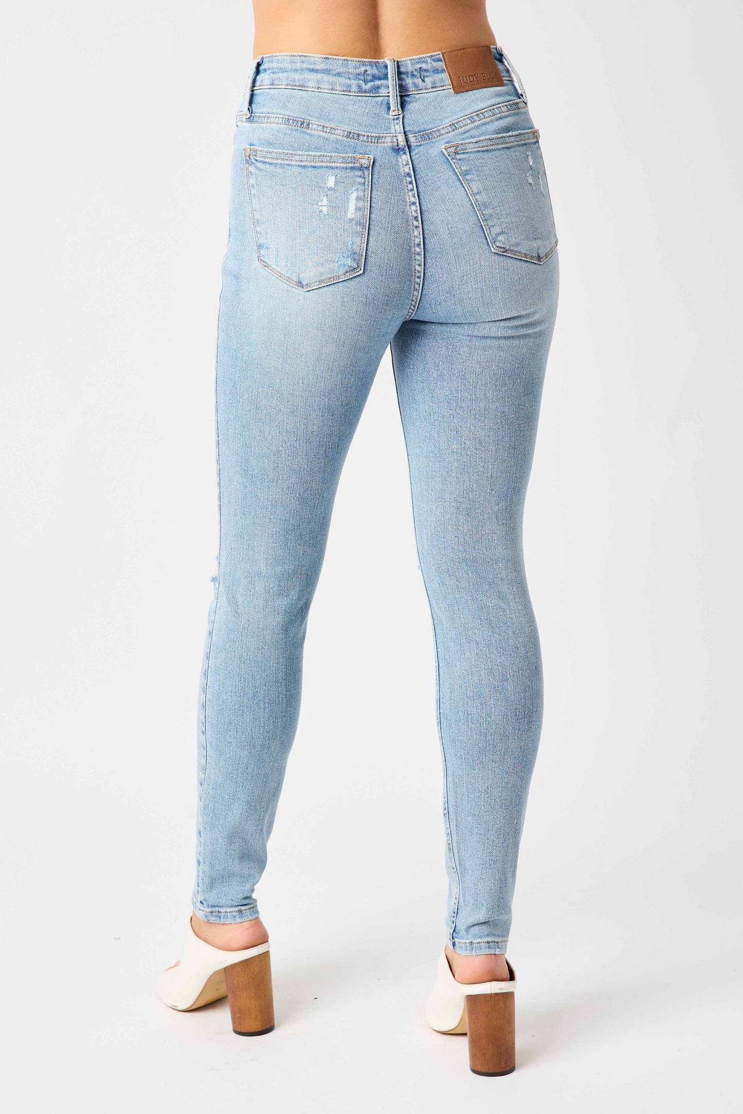 Judy Blue Tummy Control Skinny Light Wash