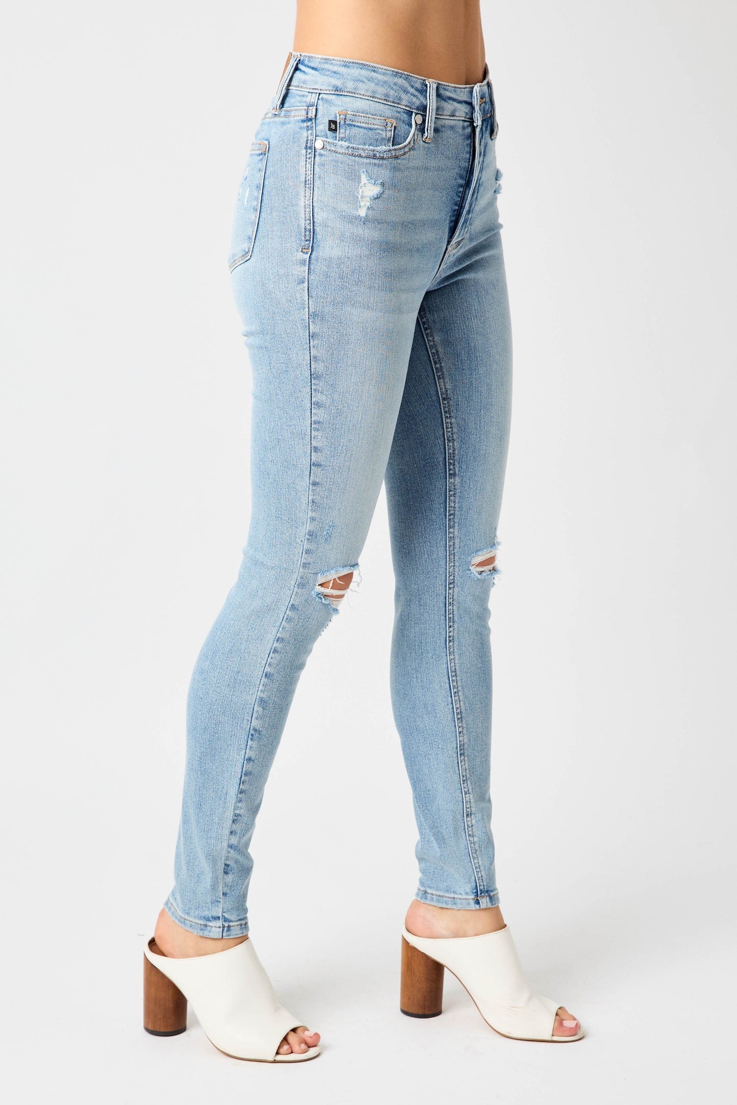 Judy Blue Tummy Control Skinny Light Wash