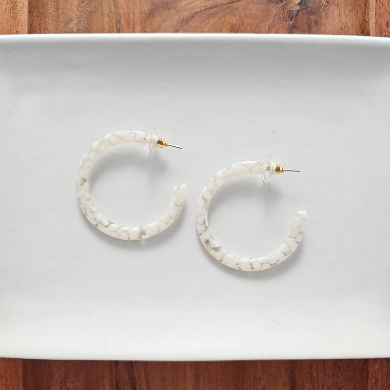 Camy Hoops Pebble
