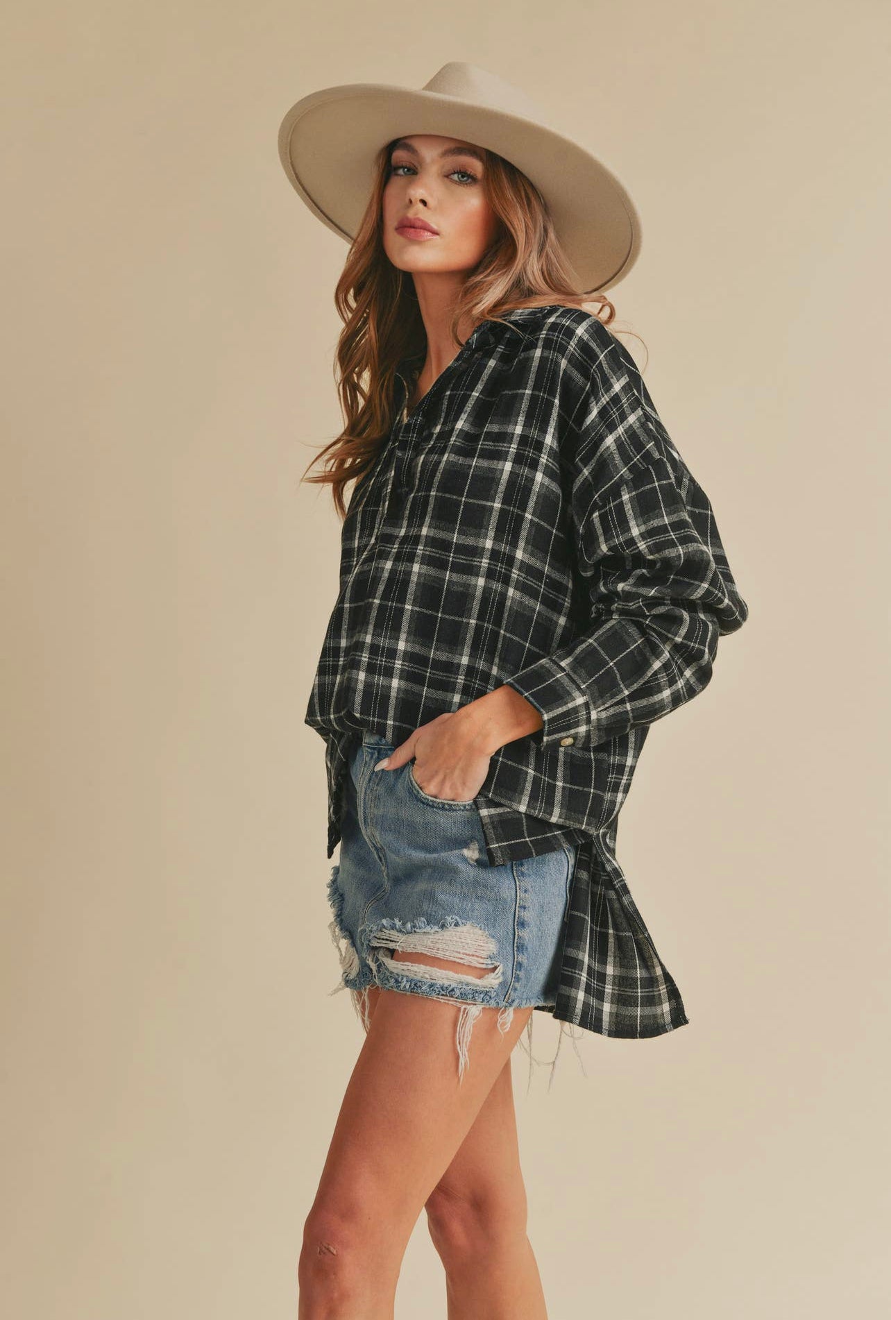 pullover plaid top