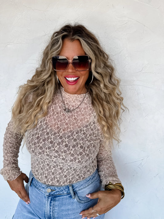 Beige Jolie Lace Thumbhole Top [[PRE-ORDER]]