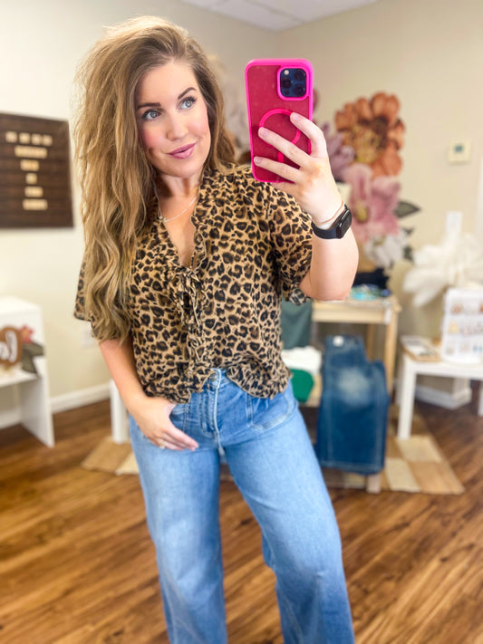 Front Tie Ruffled Leopard Top
