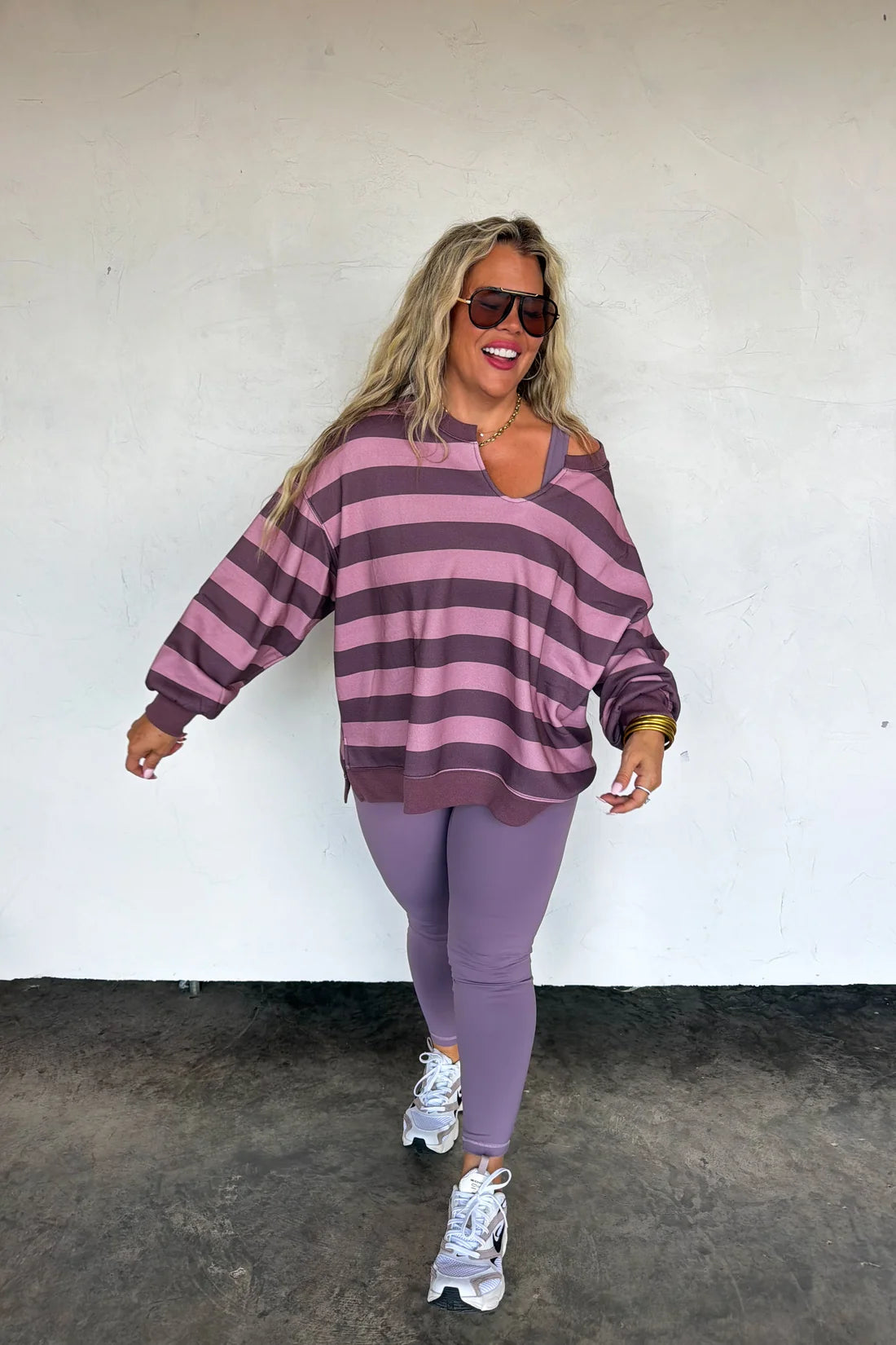 Lived In Oversized Pullover in Mauve/Chocolate