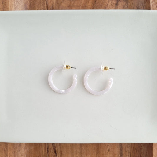 Cam Mini Pearl Hoops
