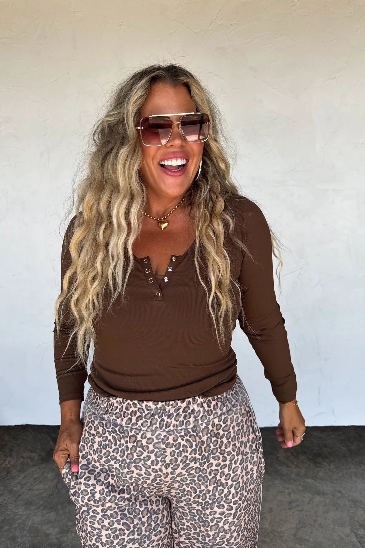 Brooklyn Snap Henley Top in Brown [[PRE-ORDER]]