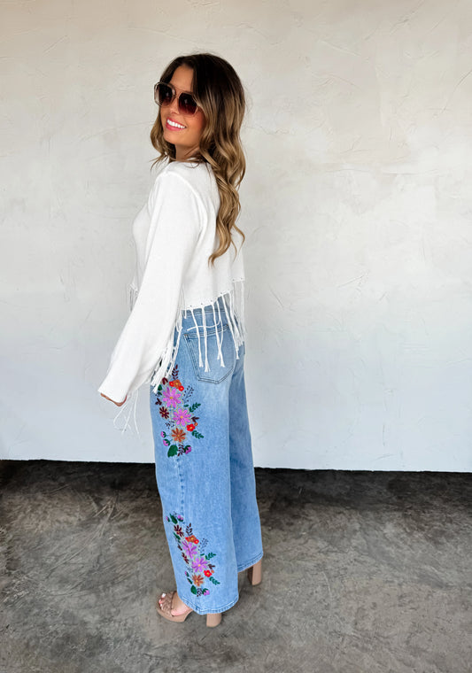 2ND CUT!! ETA APRIL 2026 // EVIE FLORAL EMBROIDERED JEANS