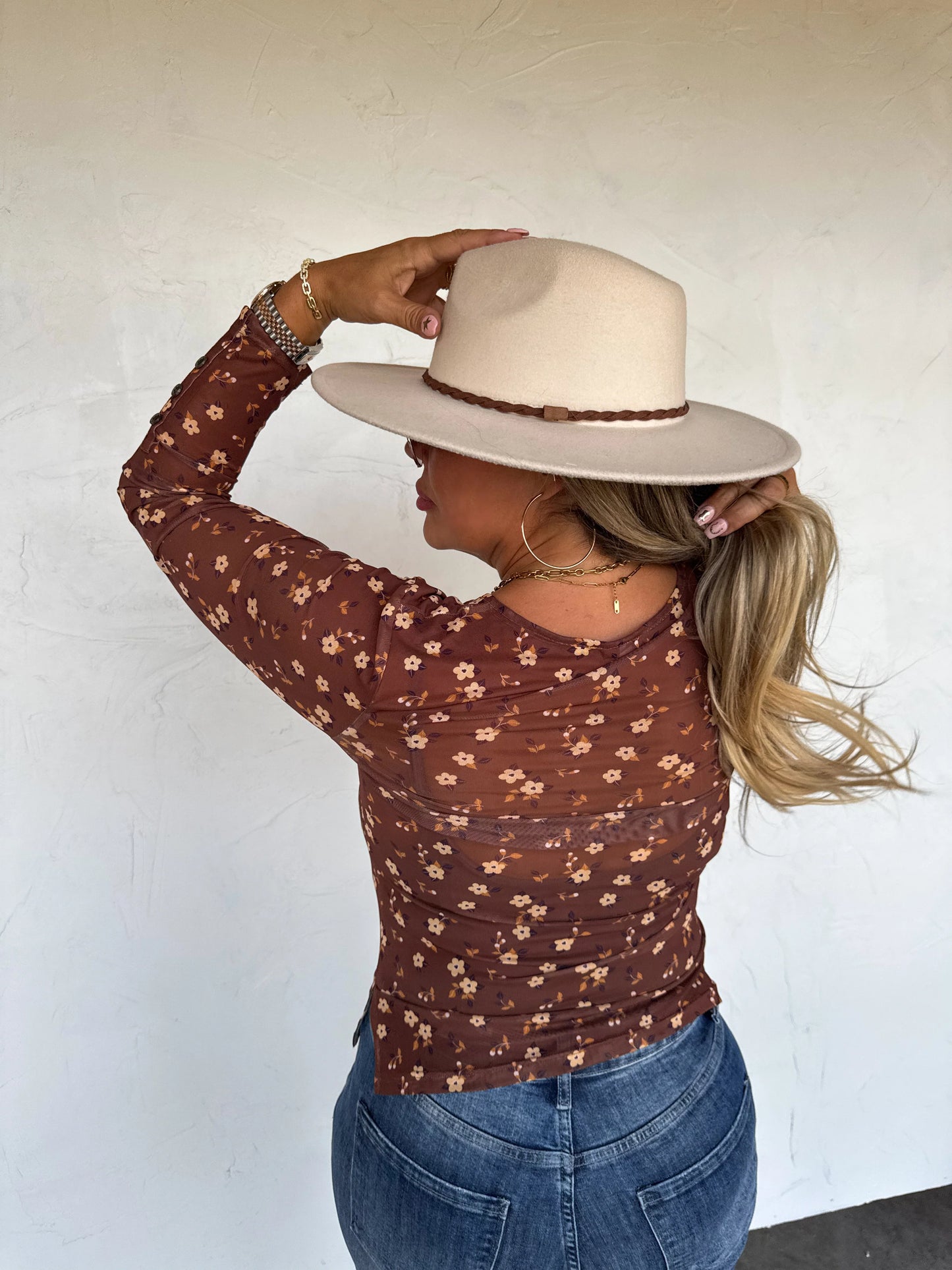 Annie V-Neck Mesh Top [PRE-ORDER]]