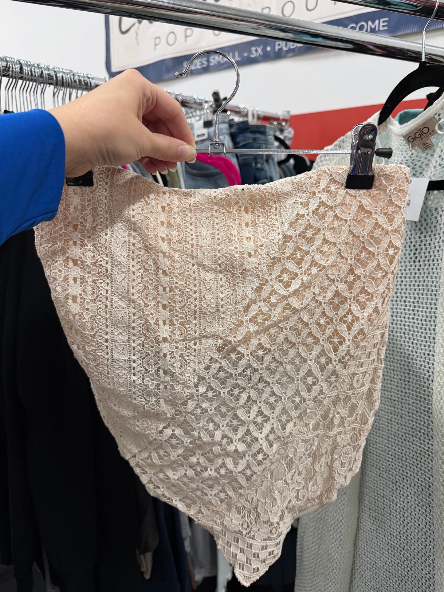Ecru Lace Bandana Top - L