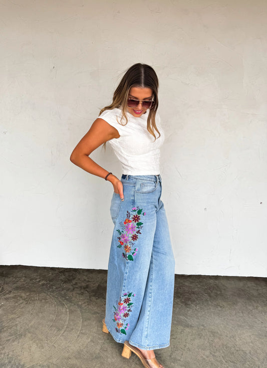 2ND CUT!! ETA APRIL 2026 // EVIE FLORAL EMBROIDERED JEANS
