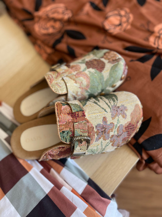 The Toni | Floral Tapestry Studded Clog
