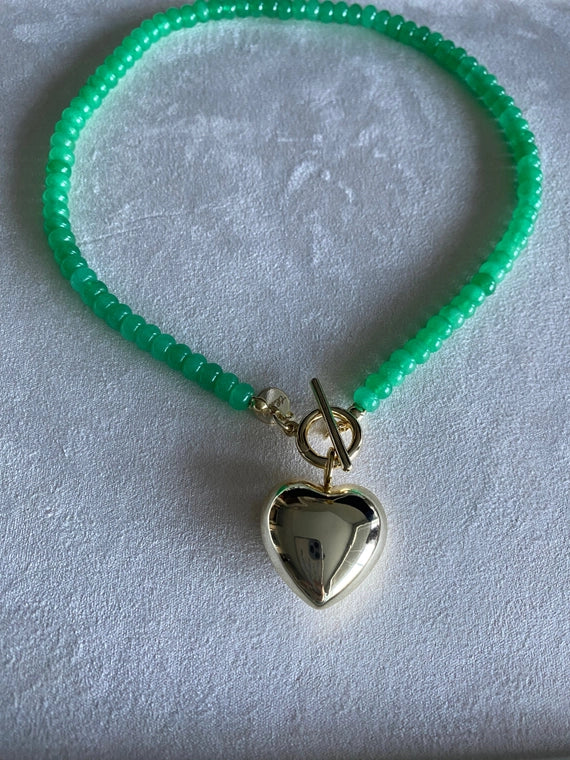 Natural Stone Necklace with Toggle Clasp in Green