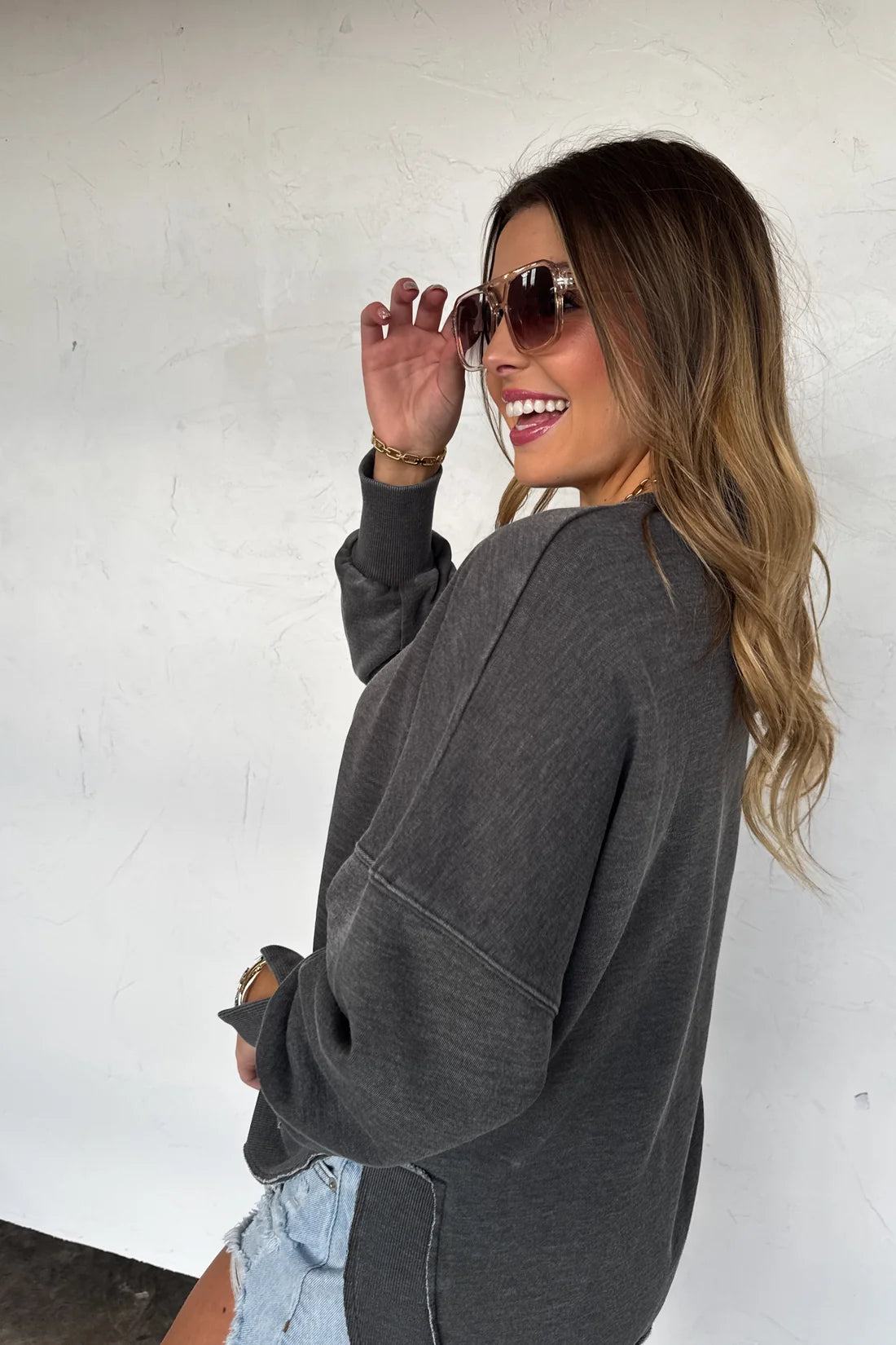 Joss Washed Sweatshirt in Black