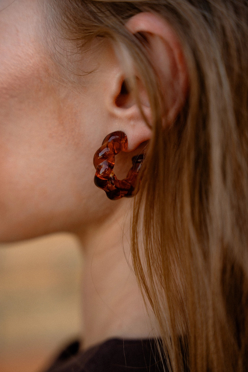 Ramona Hoop - Amber