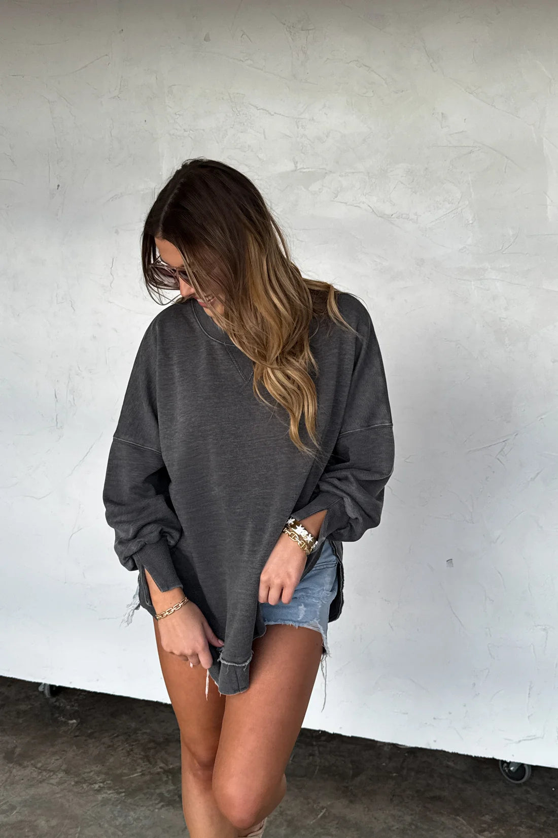 Joss Washed Sweatshirt in Black