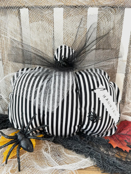 Rustic Pumpkin Vintage Home Decor