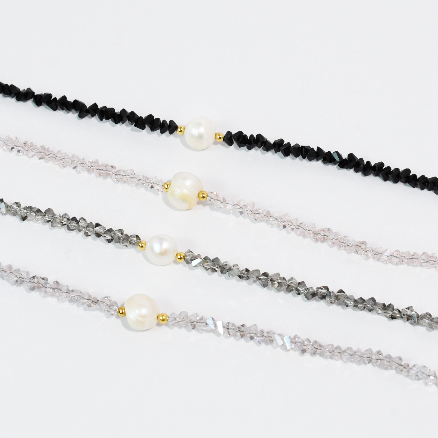 Single Glam Pearl Necklace