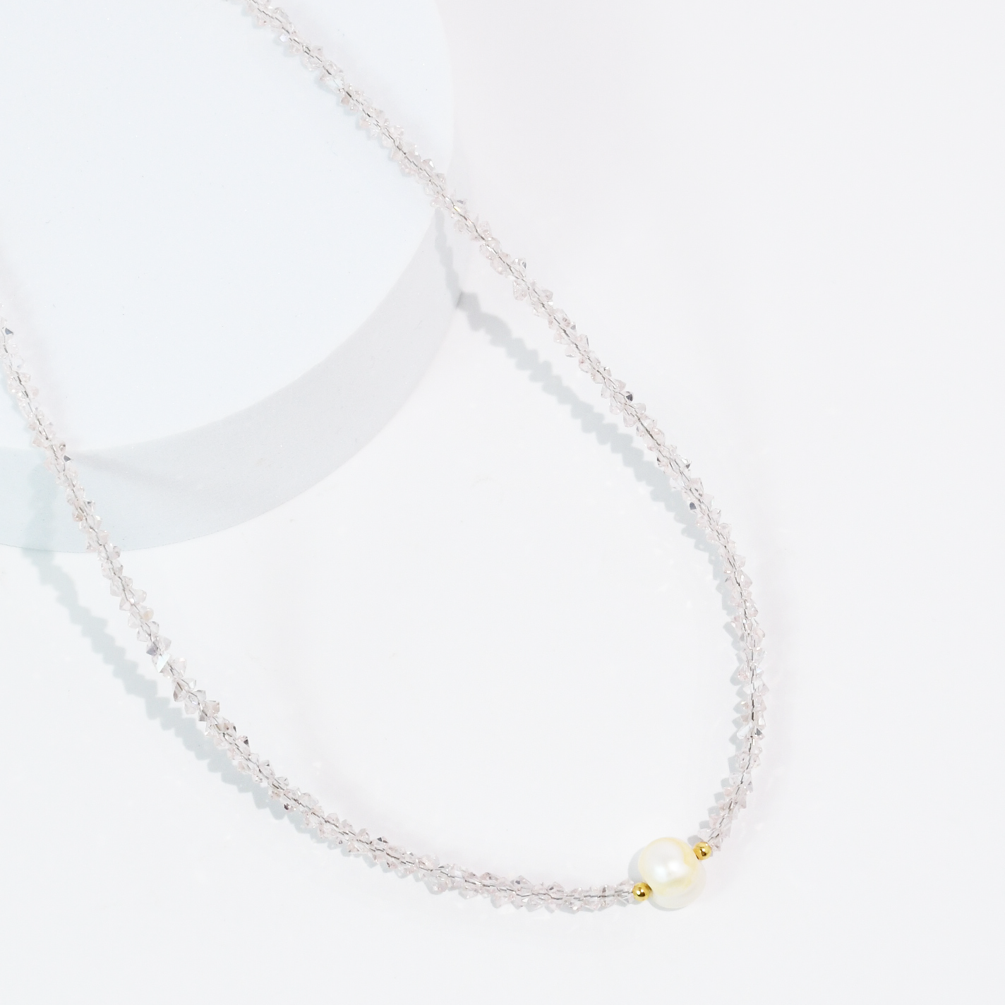 Single Glam Pearl Necklace