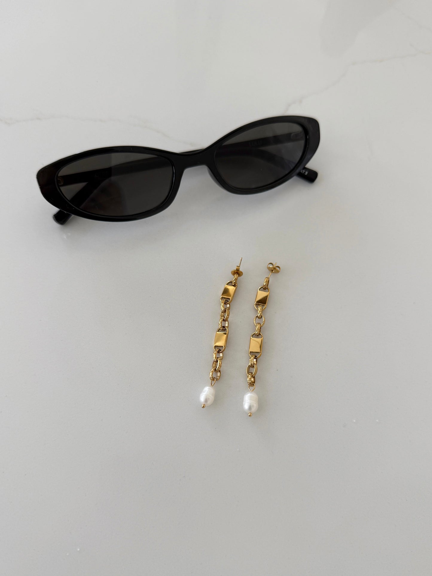 CHARLOTTE EARRING