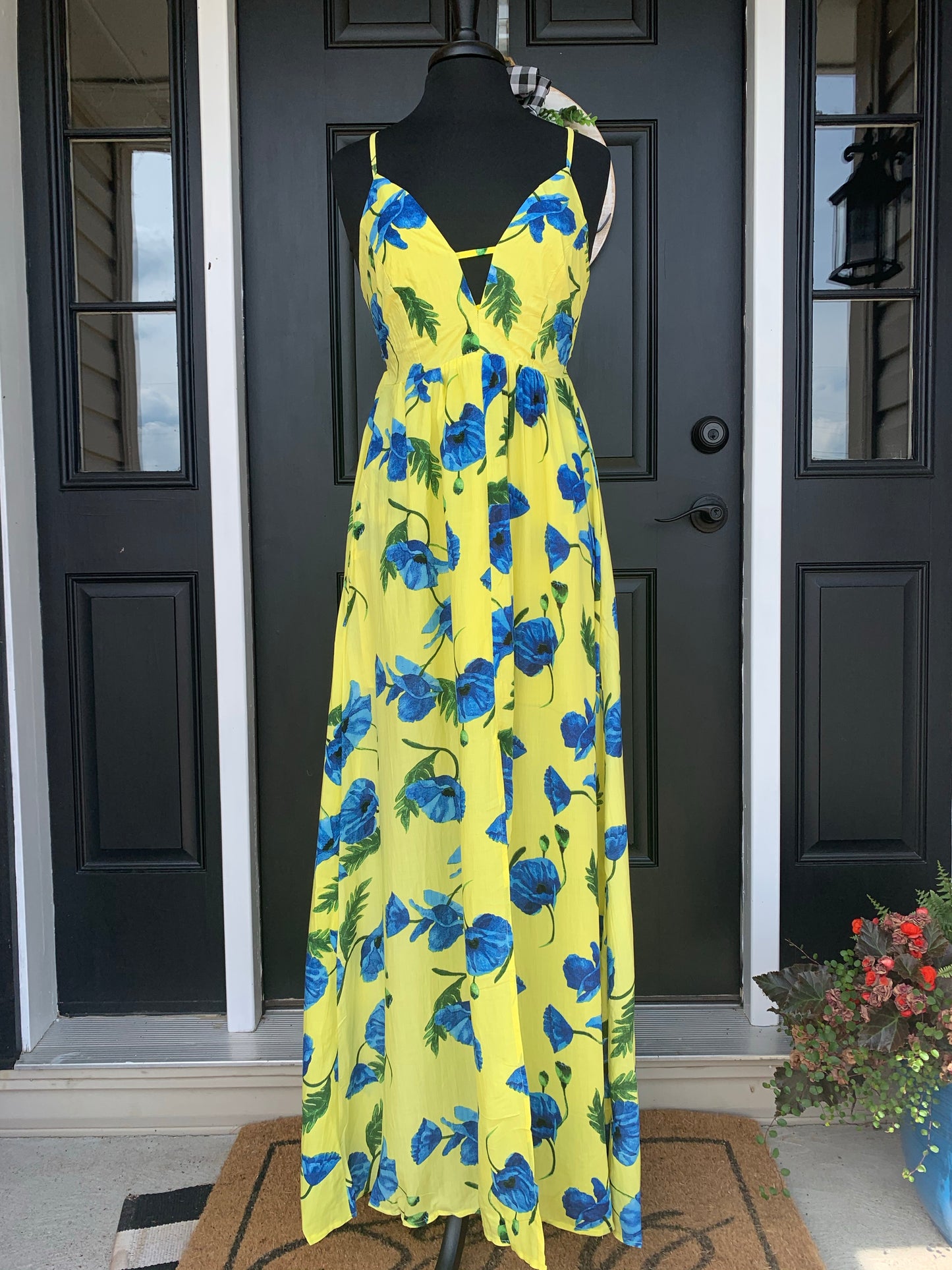 Yellow dress with blue flowers