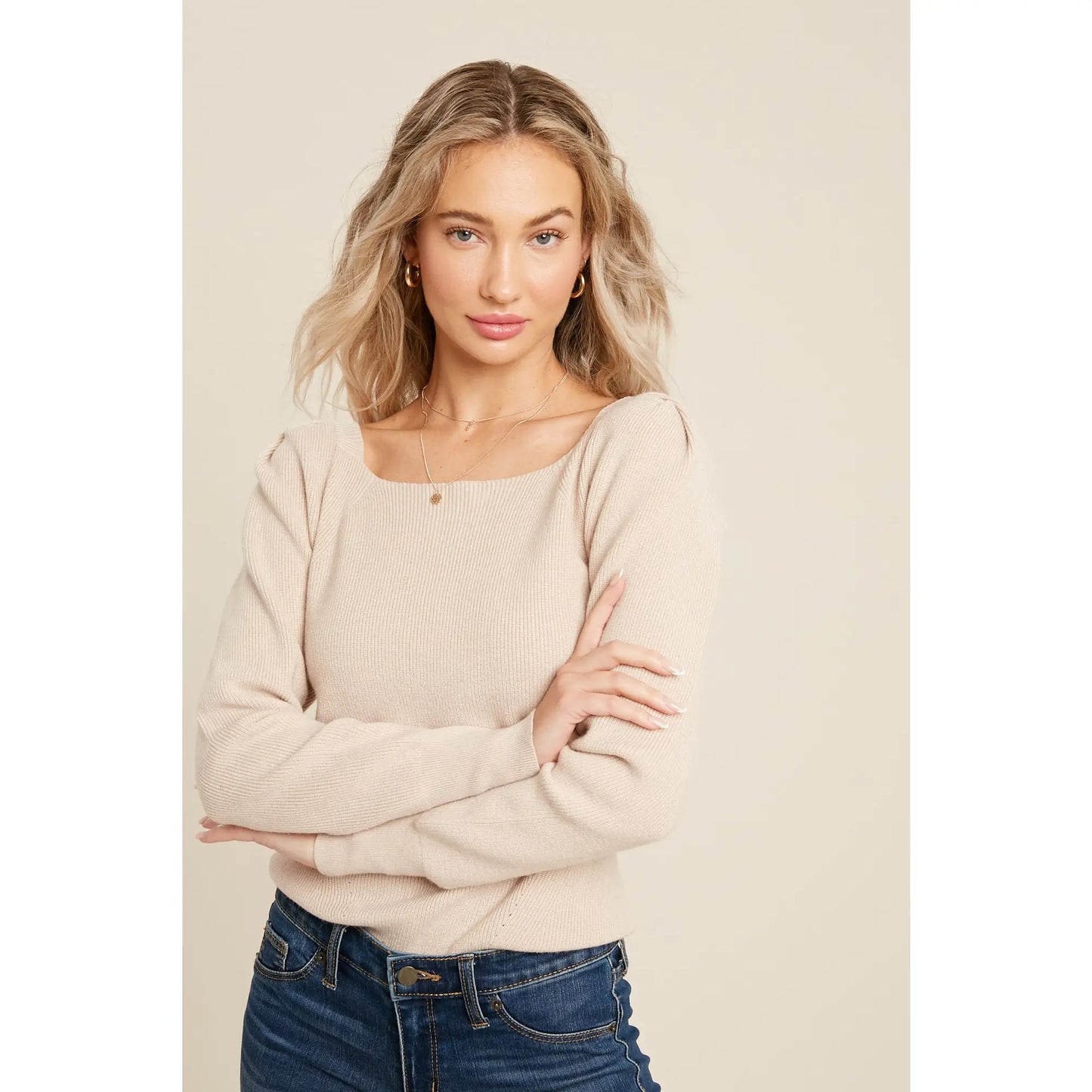 Shell Square Neck Puff Sleeve Top